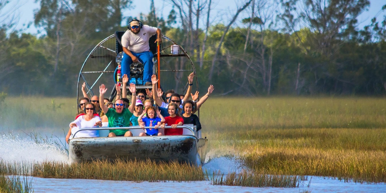 Everyone who loves airboats say yeah! Photocredit: everglades.com